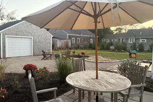 33 Pleasant St, Dennis, MA 02670 - Photo 10
