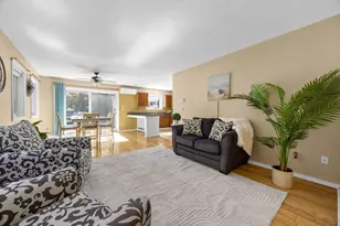 65 Round House Rd, Bourne, MA 02532 - Photo 4