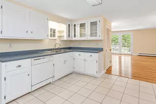 95 Winslow Rd, Falmouth, MA 02556 - Photo 2