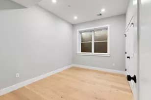 113 Beacon St, Somerville, MA 02143 - Photo 36