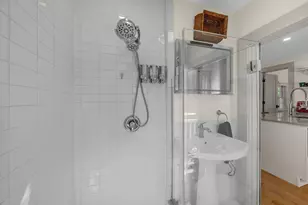 233 Bradford St, Provincetown, MA 02657 - Photo 20