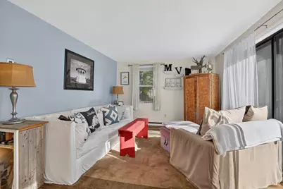 31 Beacon Avenue, Oak Bluffs, MA 02557 - Photo 8