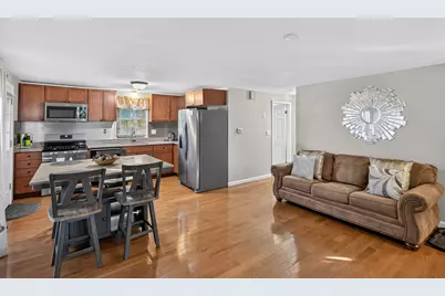 85 Edgewater Drive, Falmouth, MA 02536 - Photo 2