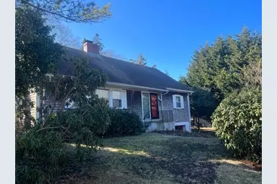 31 Davis Street, Tisbury, MA 02568 - Photo 1