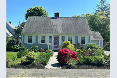 35 Walnut Street, Barnstable, MA 02601 - Photo 1
