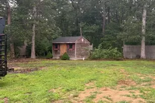 207 Plum Hollow Rd, Falmouth, MA 02536 - Photo 1