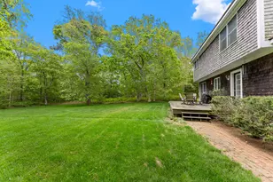 5 Bayes Hill Cir, Oak Bluffs, MA 02557 - Photo 36