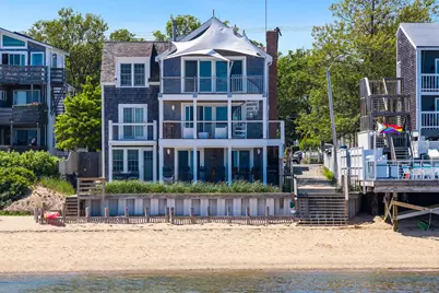 157A Commercial Street #Unit 3, Provincetown, MA 02657 - Photo 1