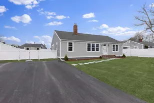 7 Water St, Yarmouth, MA 02673 - Photo 1