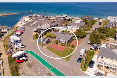 23 Circuit Avenue Extension, Oak Bluffs, MA 02557 - Photo 1