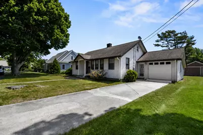 24 Robinson Road, Falmouth, MA 02540 - Photo 1