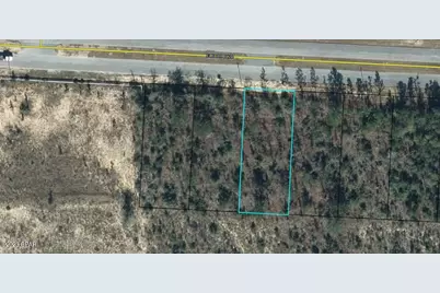 352-20 Elkcam Boulevard, Chipley, FL 32428 - Photo 1