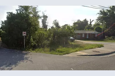 7414 Highway 77, Southport, FL 32409 - Photo 1