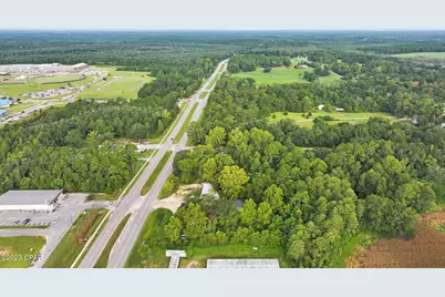 802 W Highway 90, Bonifay, FL 32425 - Photo 8