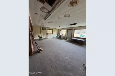 802 W Highway 90, Bonifay, FL 32425 - Photo 18