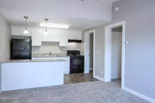 425 E 19th St, Panama City, FL 32405 - Photo 1