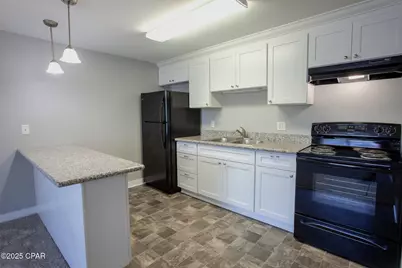 425 E 19th Street, Panama City, FL 32405 - Photo 2