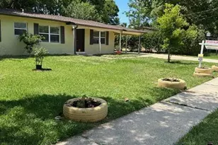 211 Annabelle Dr, Mary Esther, FL 32569 - Photo 2