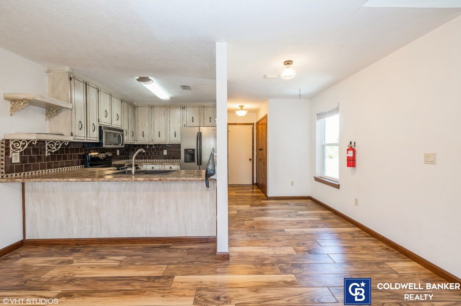 7711 Shadow Bay Dr, Panama City FL 32404-2524 exterior