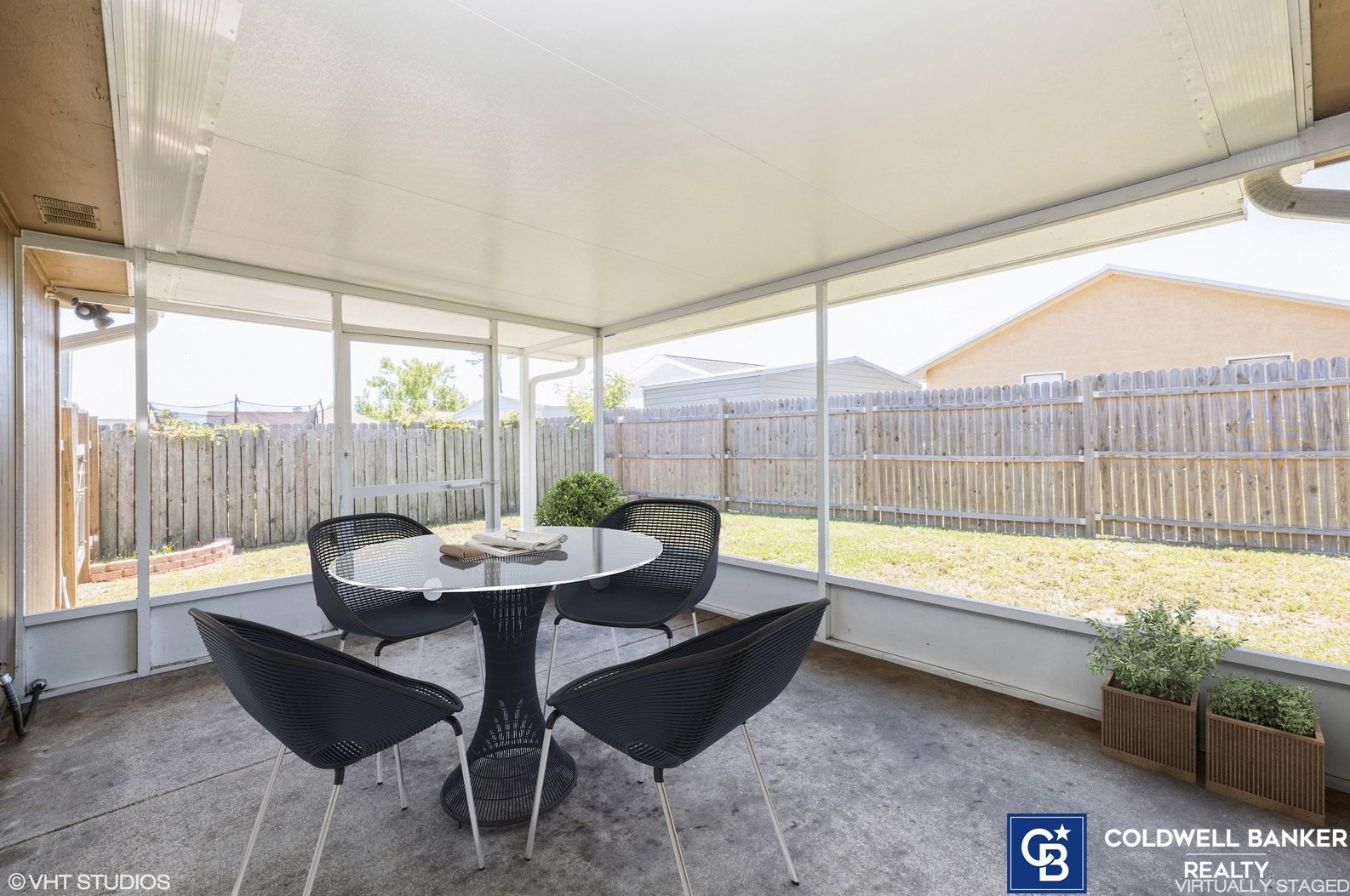 7711 Shadow Bay Dr, Panama City FL 32404-2524 exterior