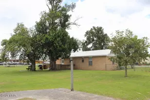 25676 Evans St, Altha, FL 32421 - Photo 10