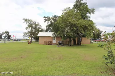 25676 Evans Street, Altha, FL 32421 - Photo 8