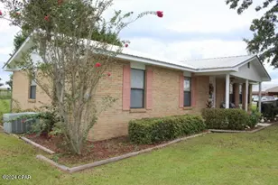 25676 Evans St, Altha, FL 32421 - Photo 2
