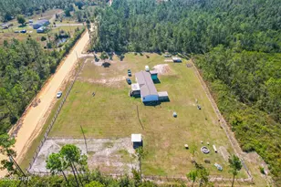 17011 Rollohome Rd, Fountain, FL 32438 - Photo 18