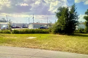 613 Powell Ave, Panama City, FL 32401 - Photo 1