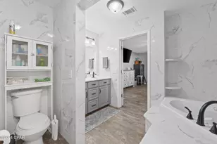 1528 Hilltop Dr, Bonifay, FL 32425 - Photo 20