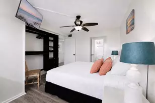 8743 Thomas Dr, Panama City Beach, FL 32408 - Photo 10