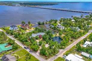 400 W 2nd St, Lynn Haven, FL 32444 - Photo 102