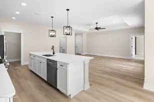 3844 Red Deer Cir, Panama City, FL 32404 - Photo 8