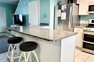 206 Robin Ln, Panama City Beach, FL 32407 - Photo 4