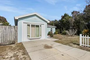 21506 Dolphin Ave, Panama City Beach, FL 32413 - Photo 26