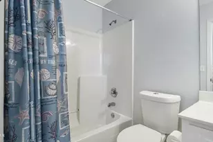 21506 Dolphin Ave, Panama City Beach, FL 32413 - Photo 22