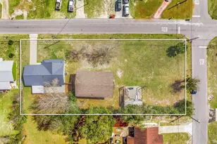 819 Russ Lake Dr, Panama City, FL 32404 - Photo 2