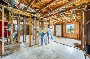 819 Russ Lake Dr, Panama City, FL 32404 - Photo 16