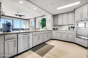 7115 Thomas Dr, Panama City, FL 32408 - Photo 10