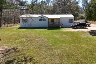 2816 Bonifay Gritney Rd, Bonifay, FL 32425 - Photo 2