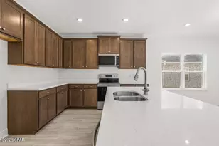 209 Lake Merial Blvd, Panama City, FL 32409 - Photo 8