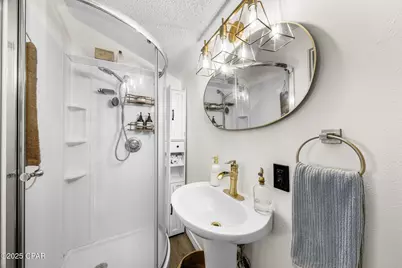 4427 Leisure Lakes Drive, Chipley, FL 32428 - Photo 28