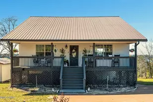 4427 Leisure Lakes Dr, Chipley, FL 32428 - Photo 2