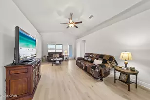 3824 Redbud Wy, Panama City, FL 32404 - Photo 2