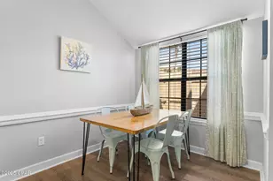 17462 Front Beach Rd, Panama City Beach, FL 32413 - Photo 10