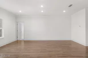 212 Lake Merial Blvd, Panama City, FL 32409 - Photo 10