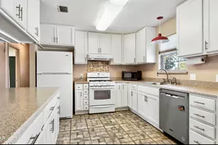 810 Virginia Ave, Lynn Haven, FL 32444 - Photo 8