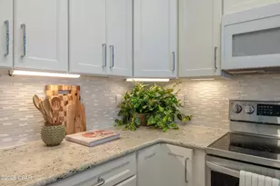 17545 Front Beach Rd, Panama City Beach, FL 32413 - Photo 6