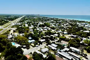 327 Hibiscus Dr, Panama City Beach, FL 32413 - Photo 38