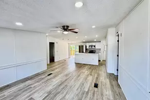 327 Hibiscus Dr, Panama City Beach, FL 32413 - Photo 10